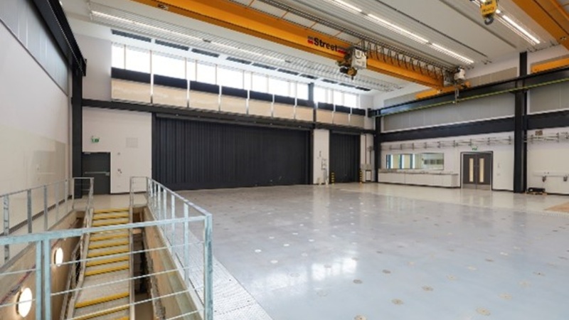 High capacity strong floor